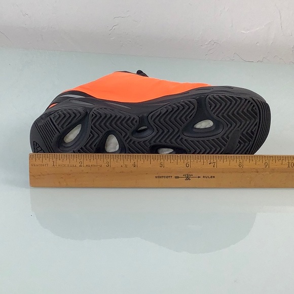 Adidas Yeezy Boost 700 MNVN orange Sneakers size 2 kids - Picture 11 of 13